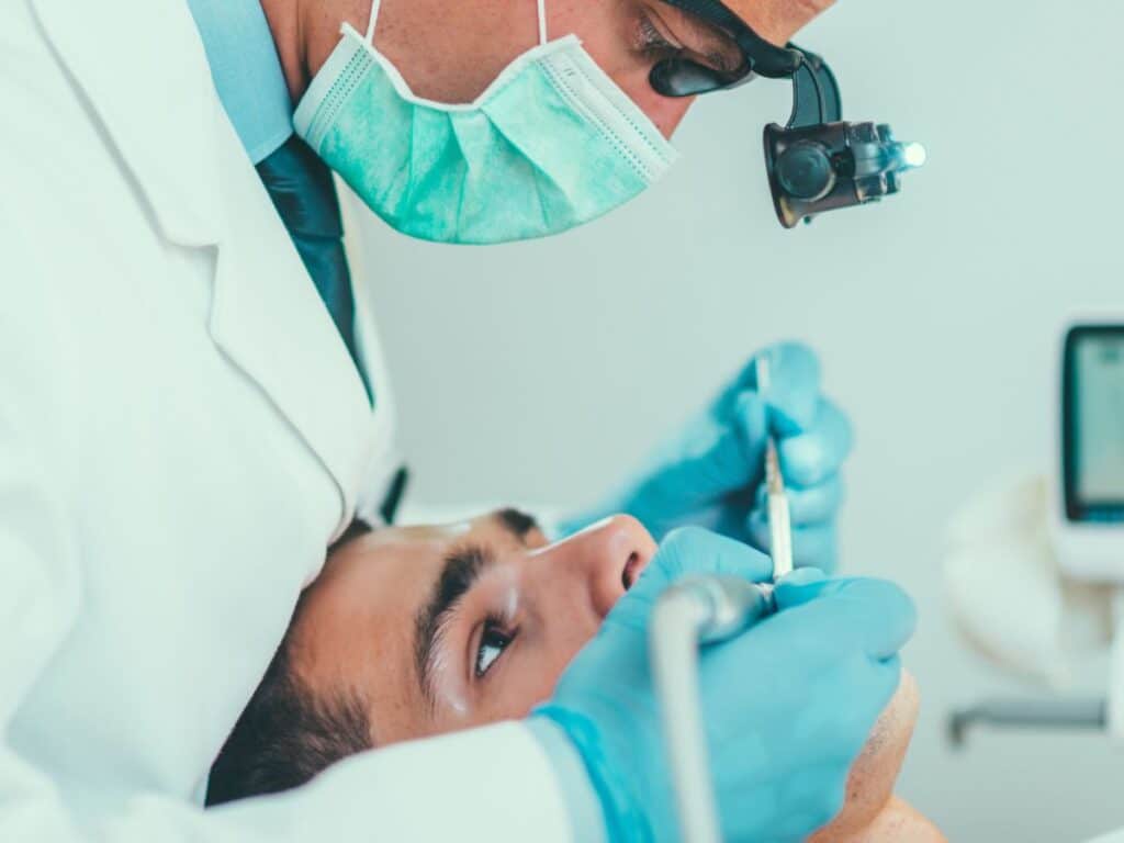 Root Canal vs. Tooth Extraction: Making the Right Choice for Your Oral Health